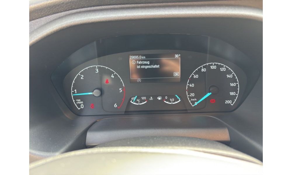 224352