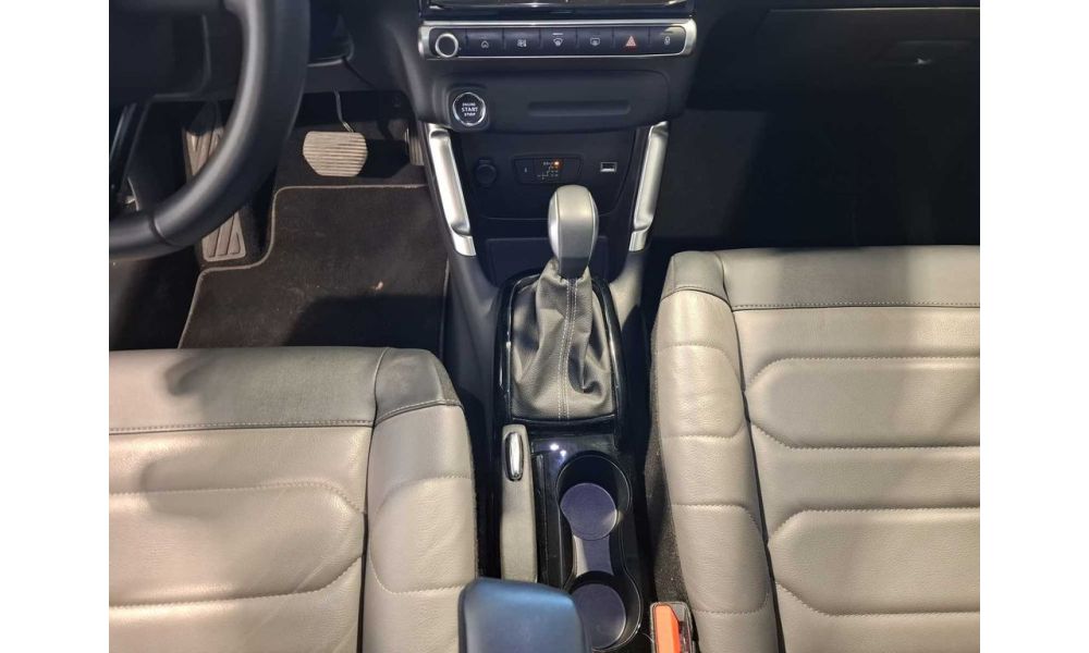 711377