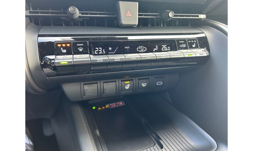 562110
