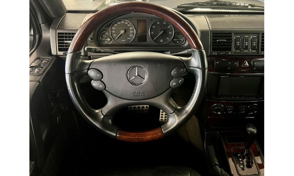 835941