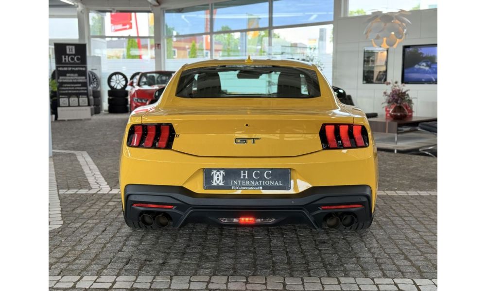 576813