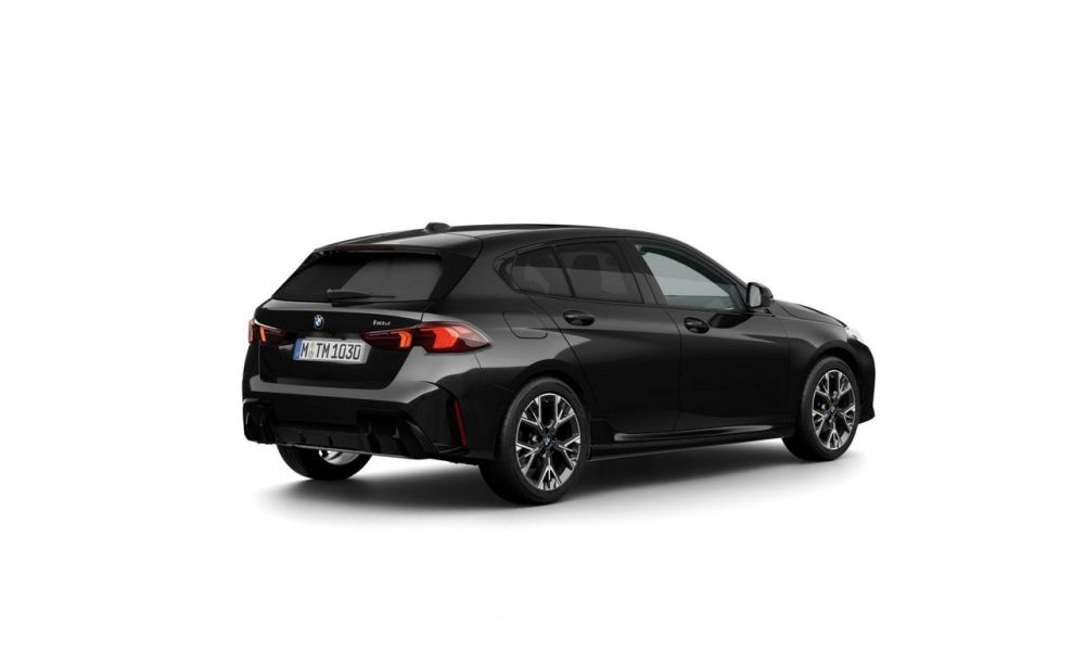 703890