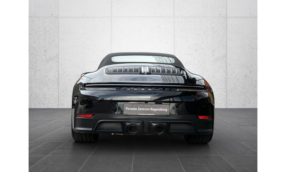 996774