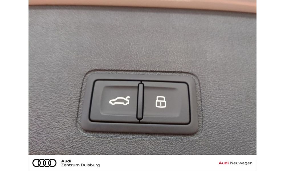 977851