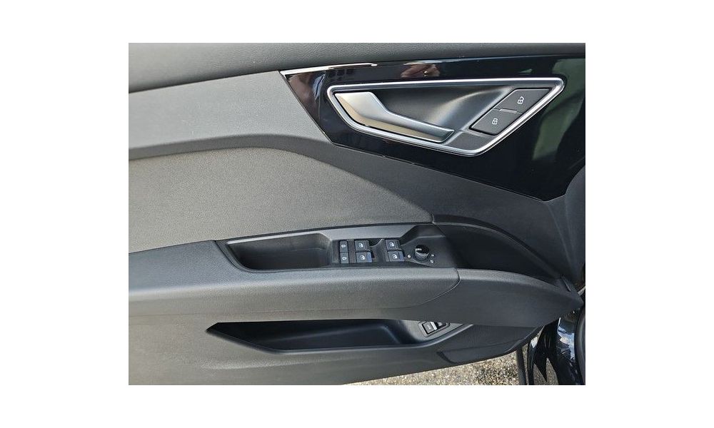 920082