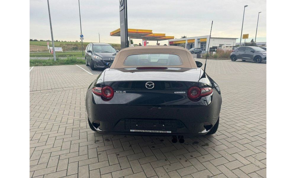 527734