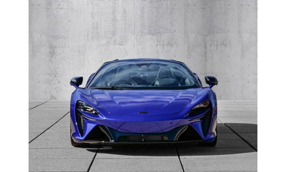 918028