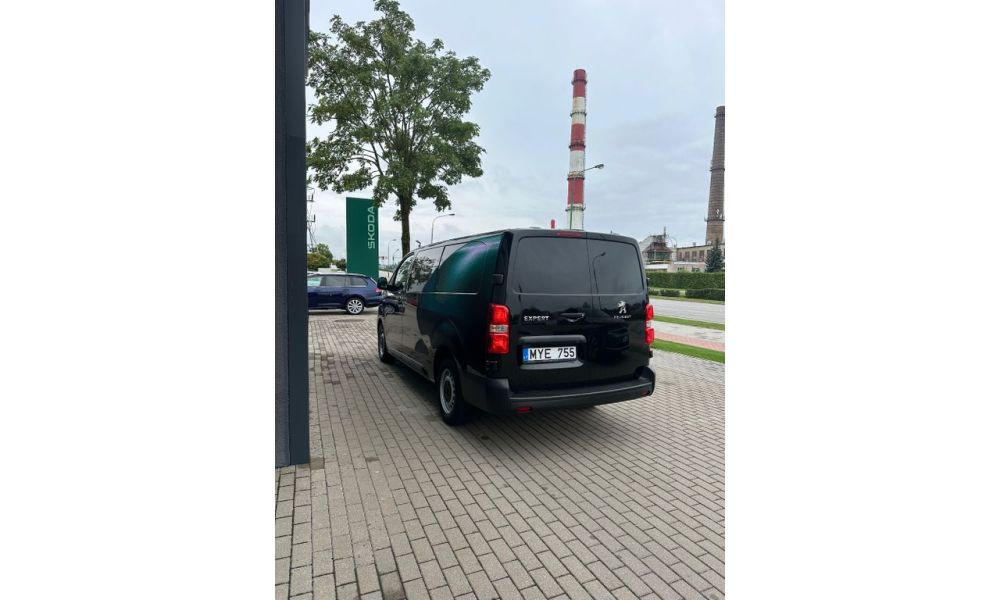 37430