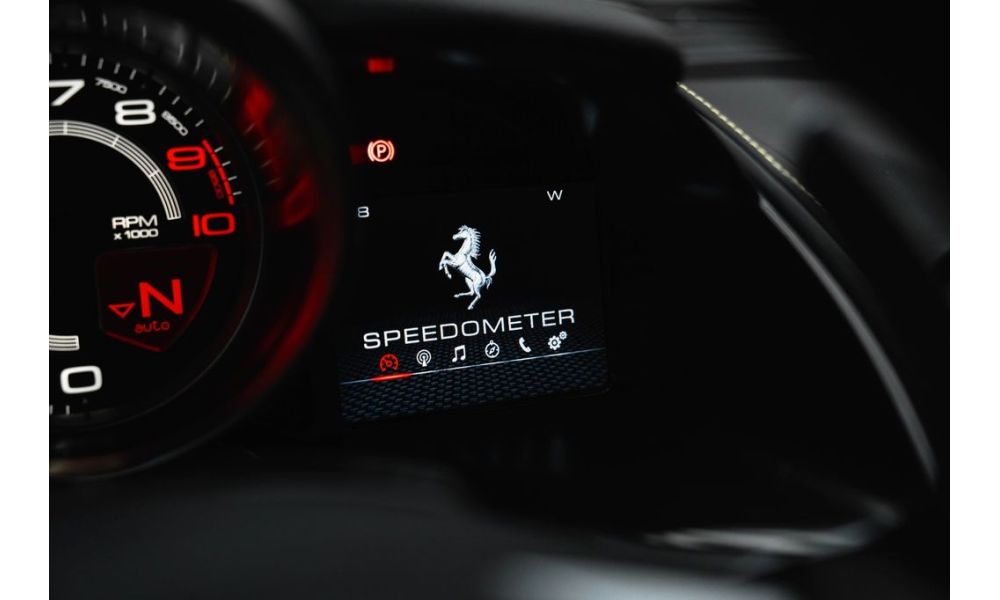 844235