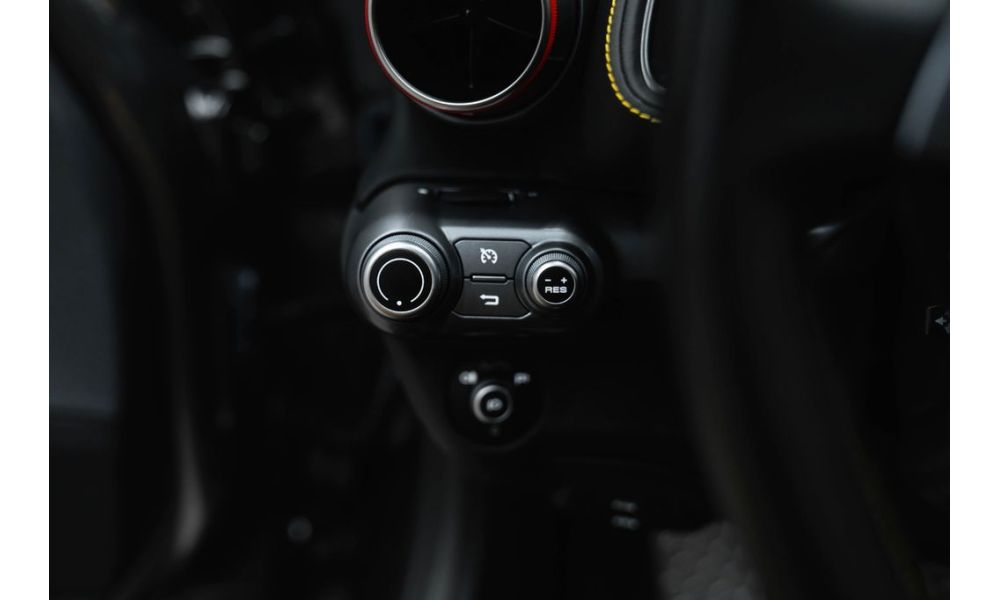 340748
