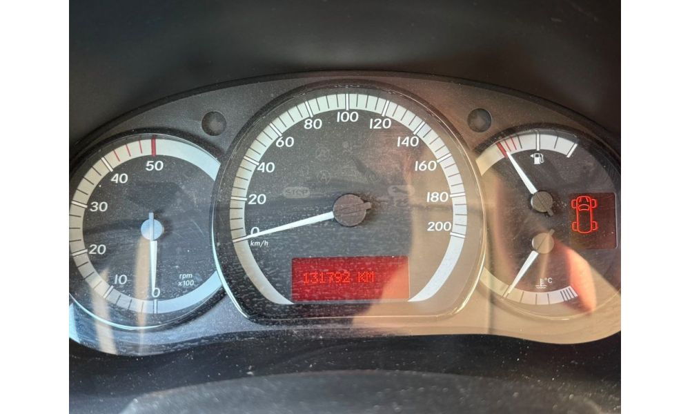 740887