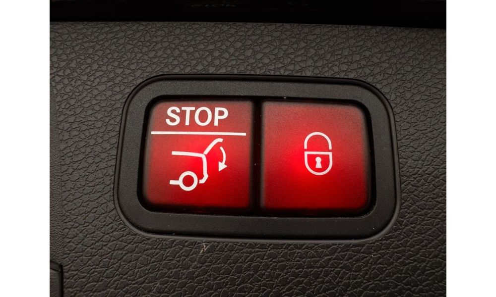 653521