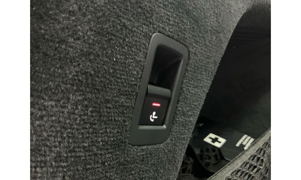 310480