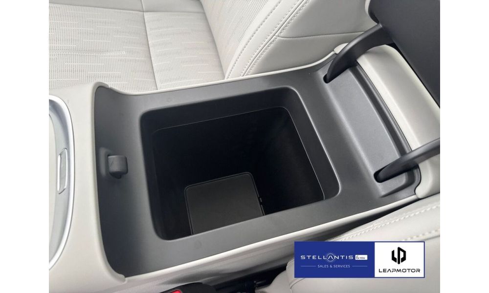 328082