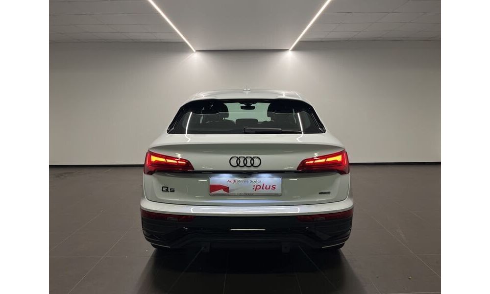 811426
