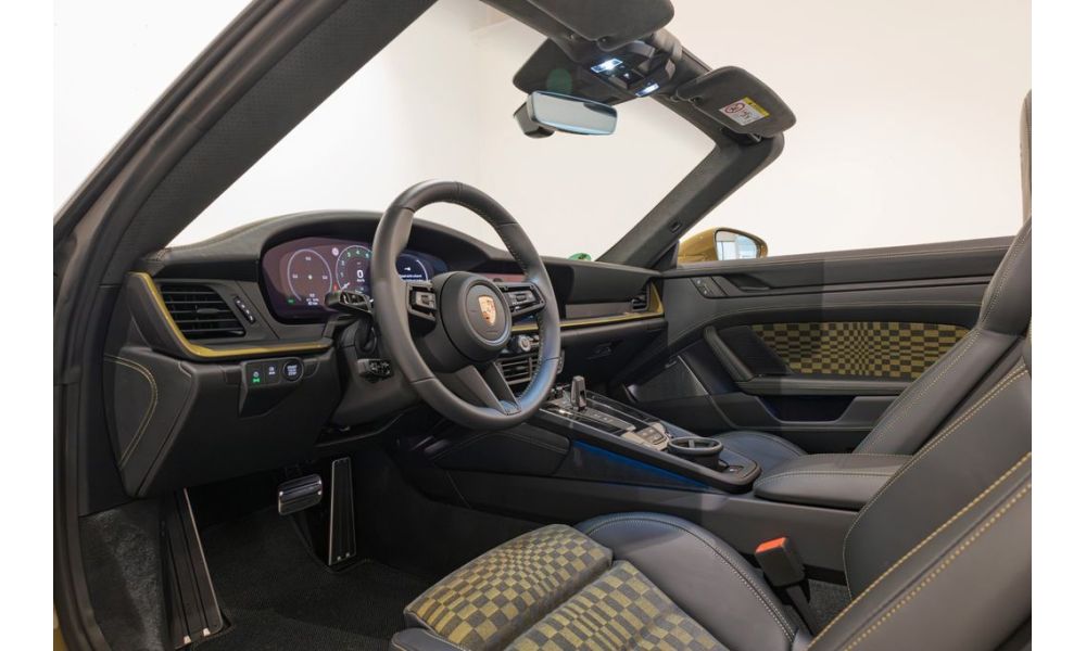 918200