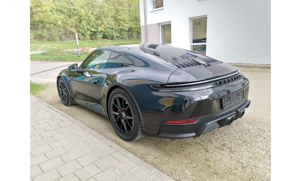 992833
