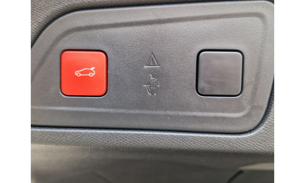 245734