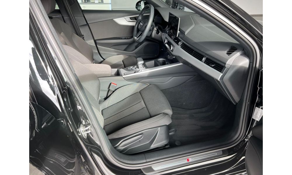 693543