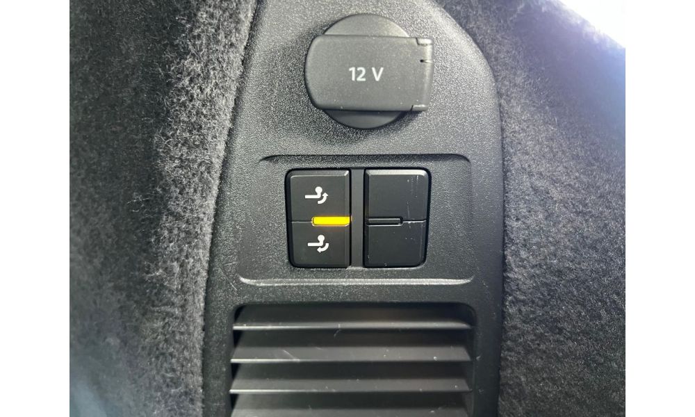 279884