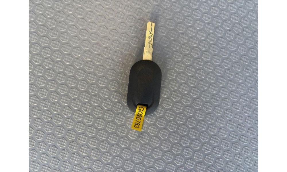 600696