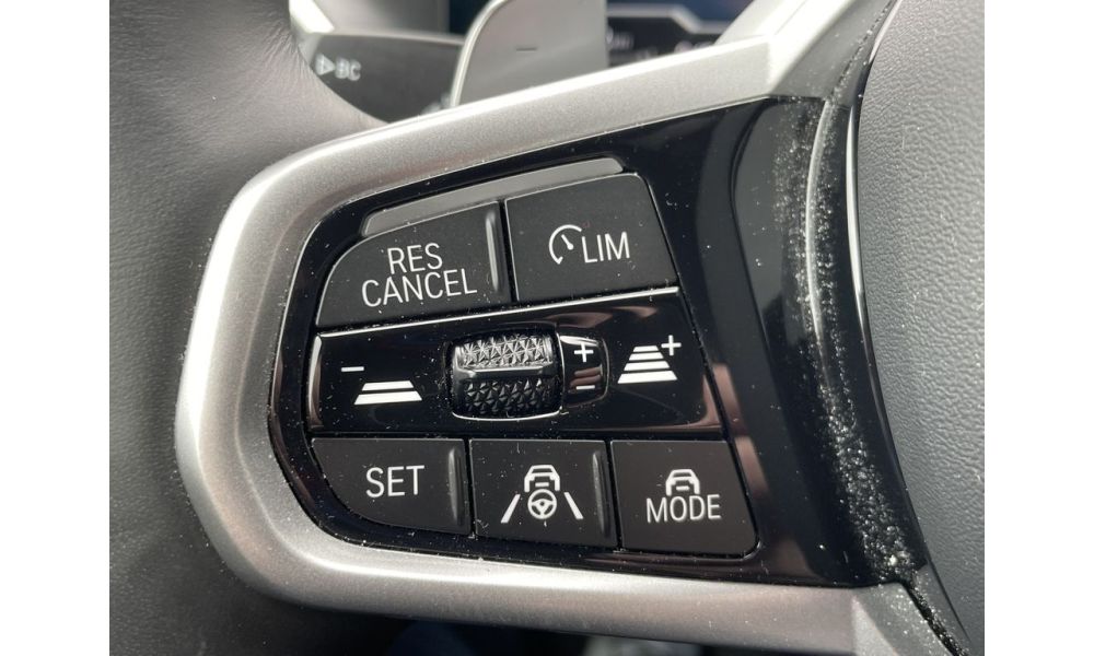737413