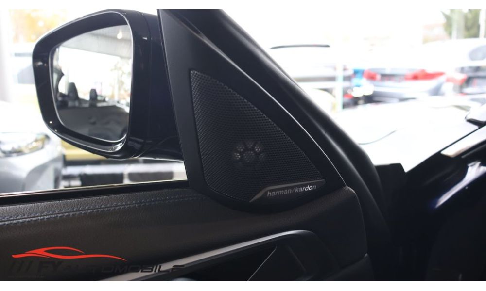 960367