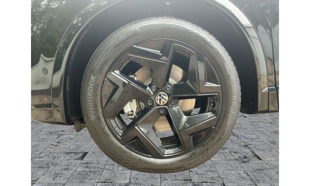 768253