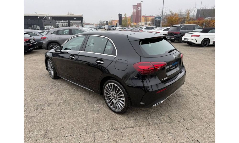 353446