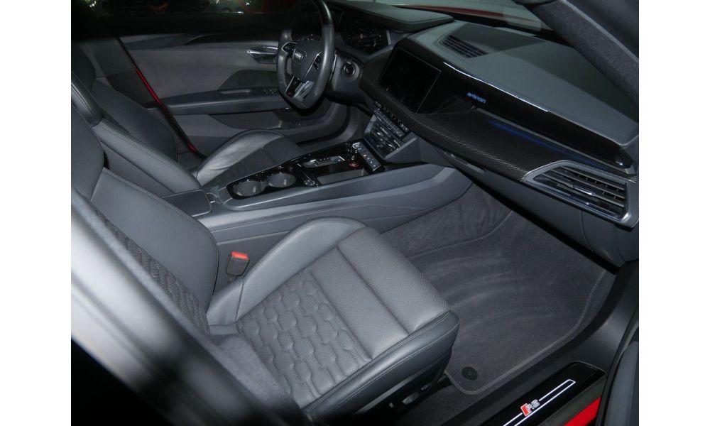 783238