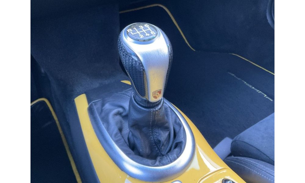 730084