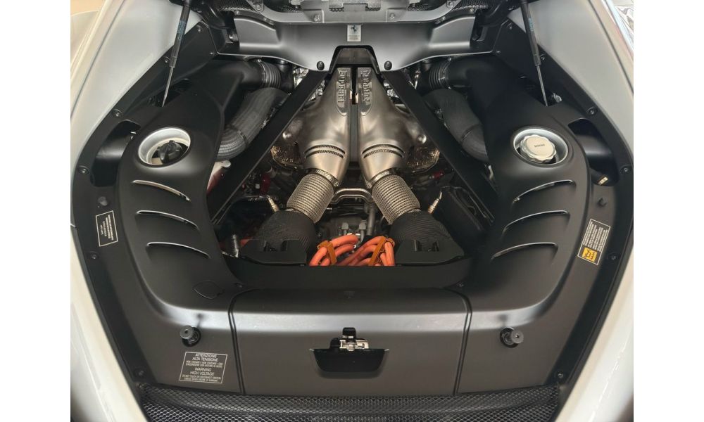 912964