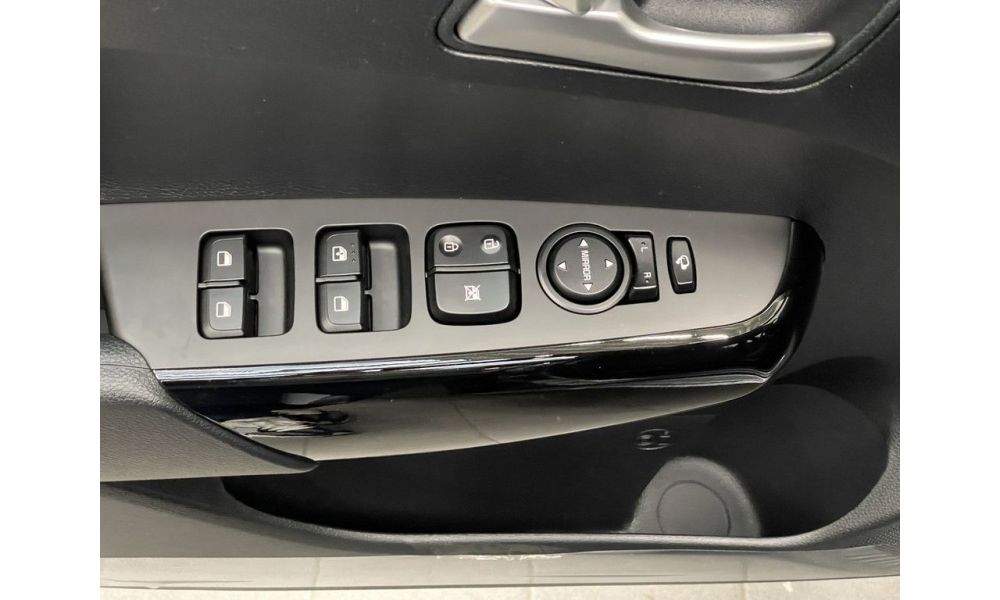 528351