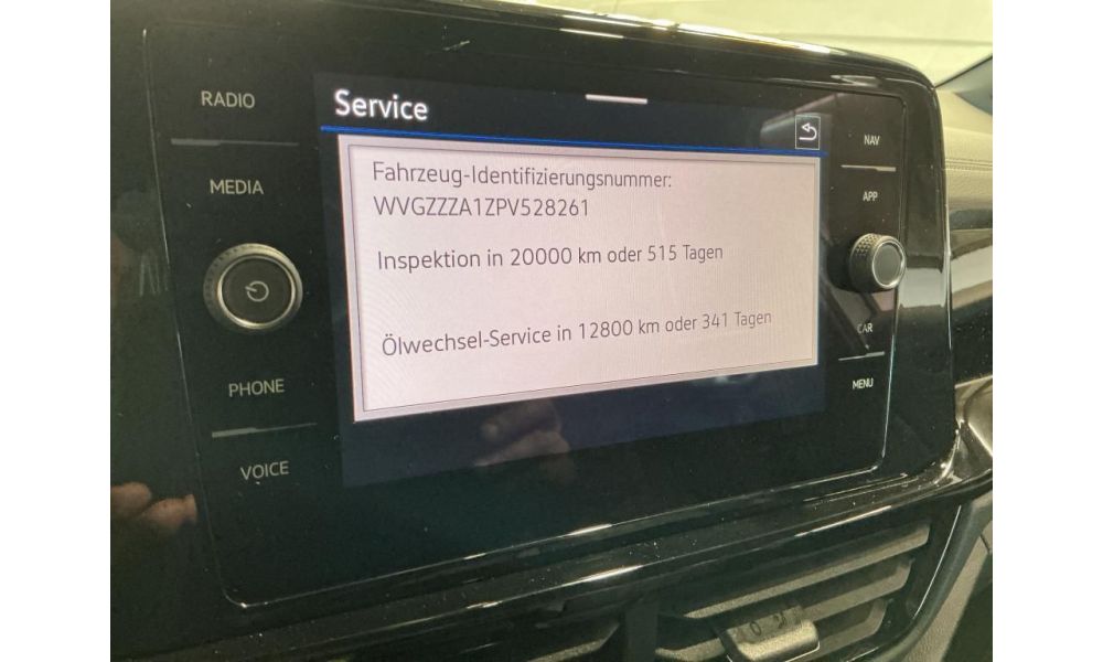 323880
