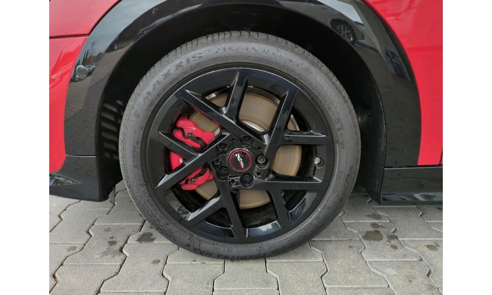 218713