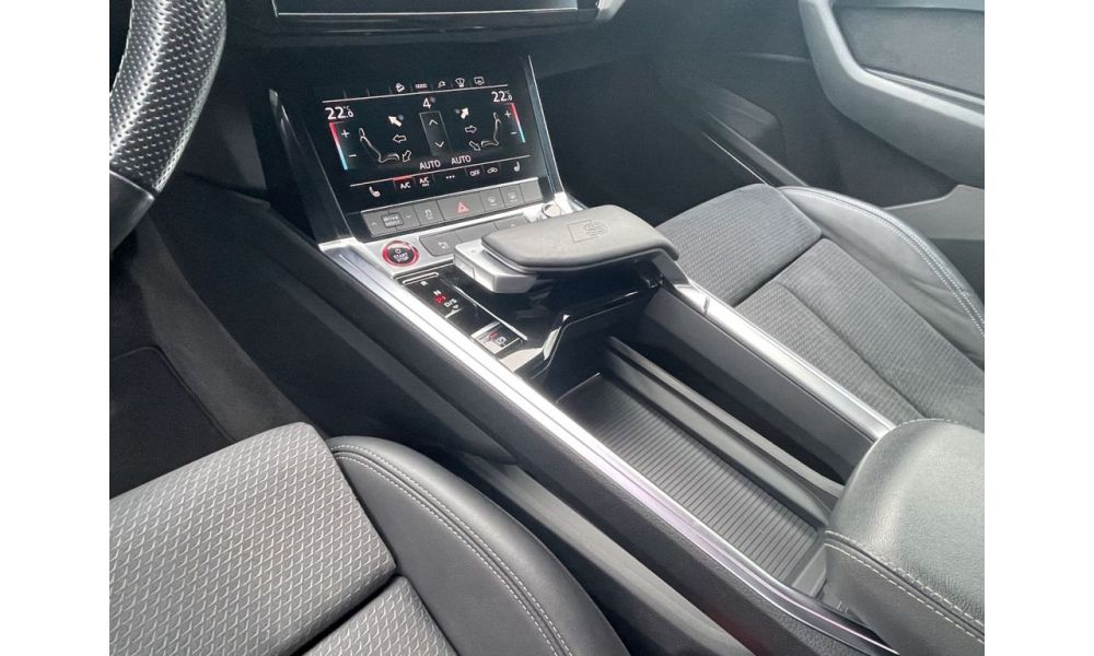 842740