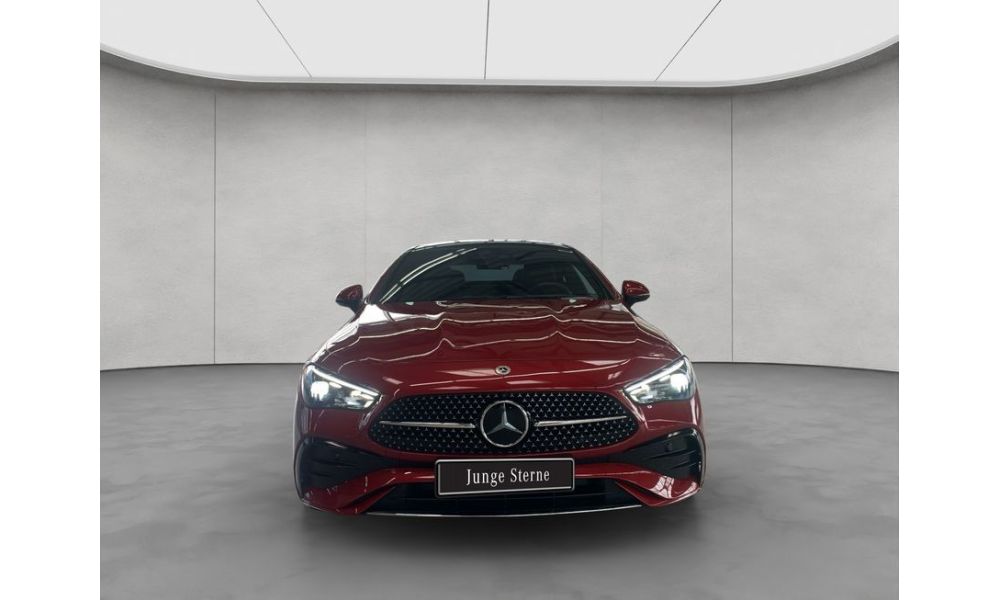 879428
