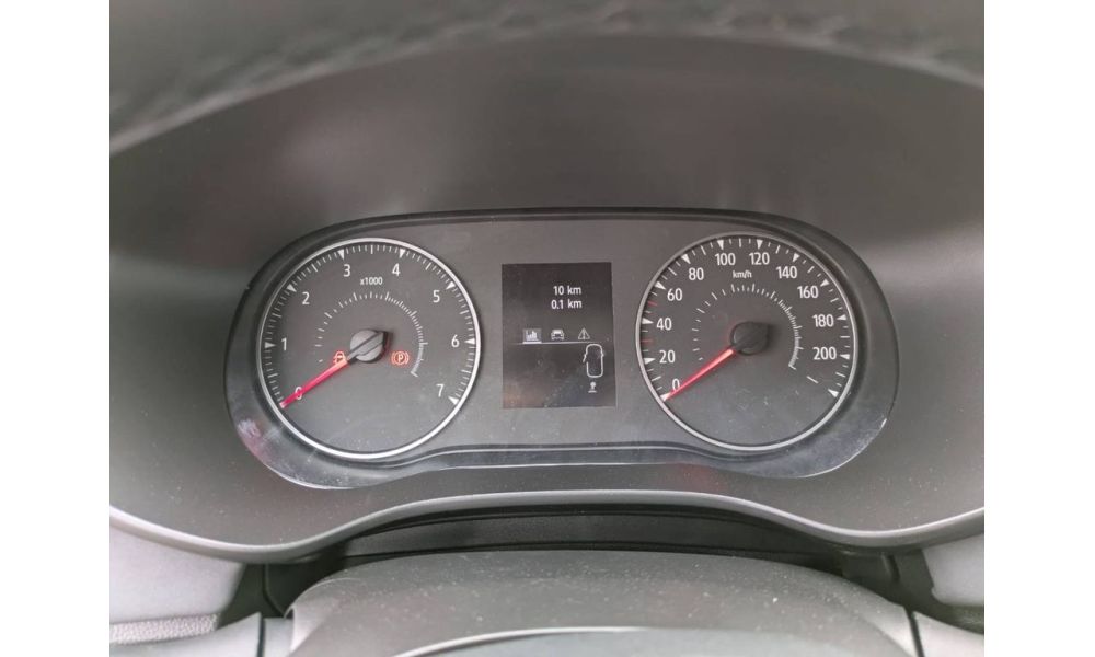 658304