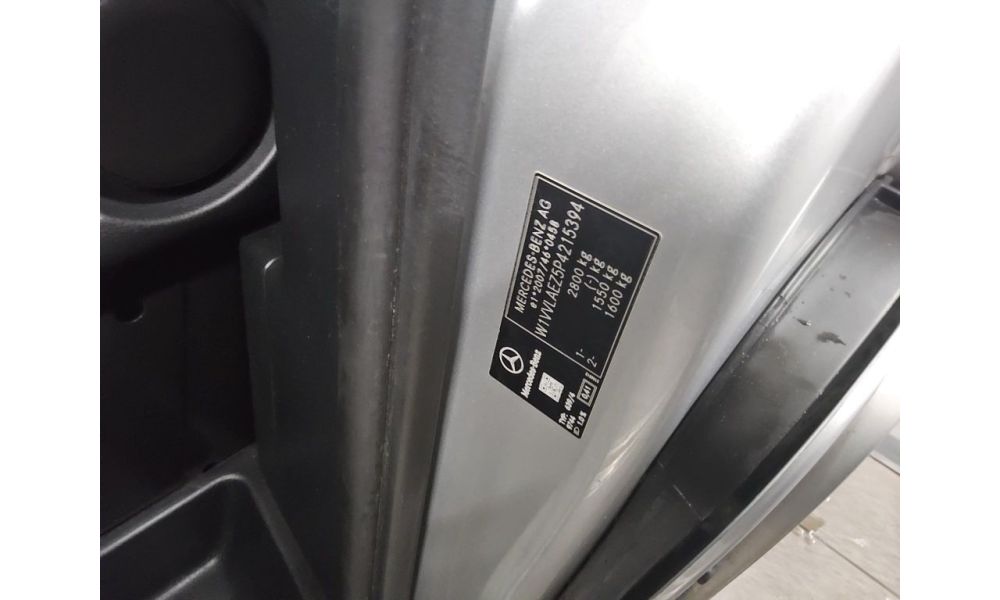 446618