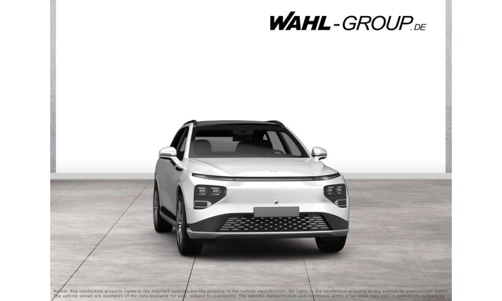 424605