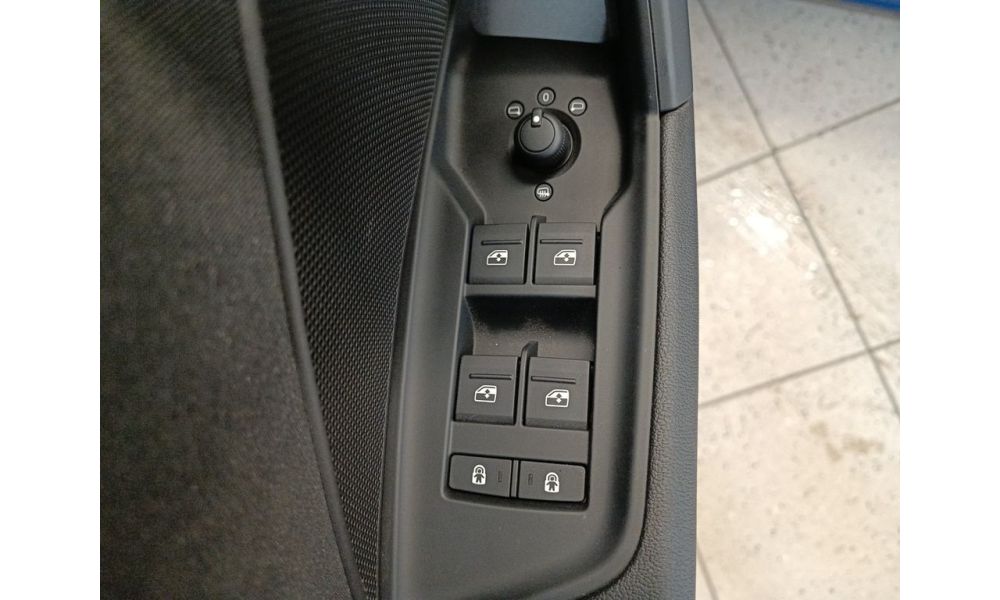 776996