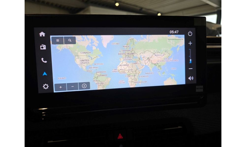 757828