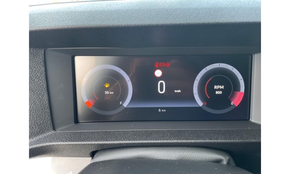 573079