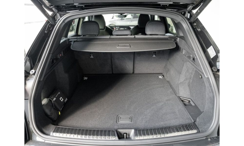 405440