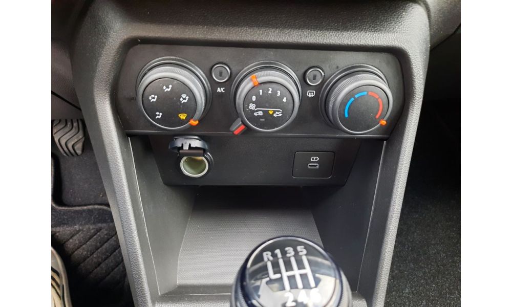 835911