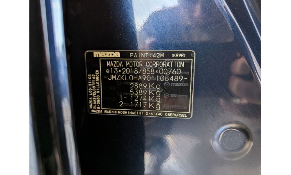 688808