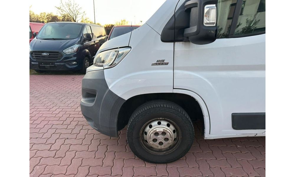 325468