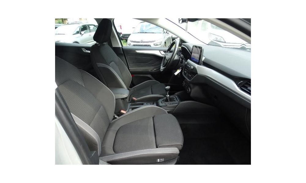 698368