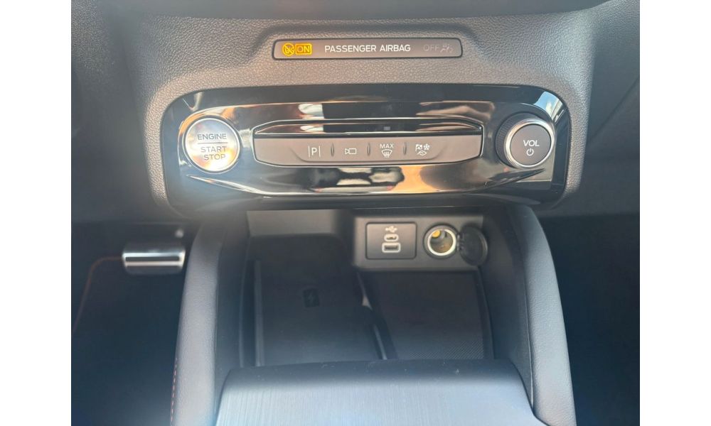 911849