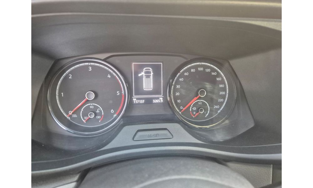 407658